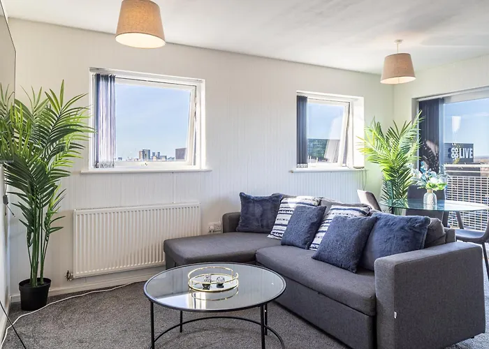 Manchester, Etihad Stadium View , Coop Live, Modern 2 Bed Apartment,